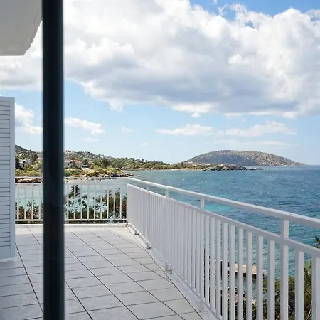 The Private Bay Villa Vári